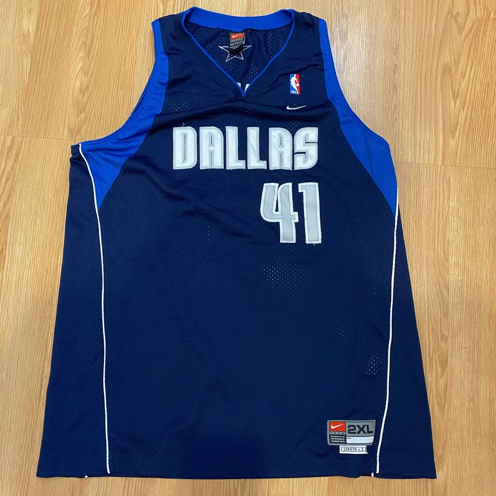 Nike Dallas Jersey. Vintage